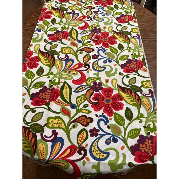 Original screen print design by Berkshire Home vibrant floral fabric - Picture 1 of 4